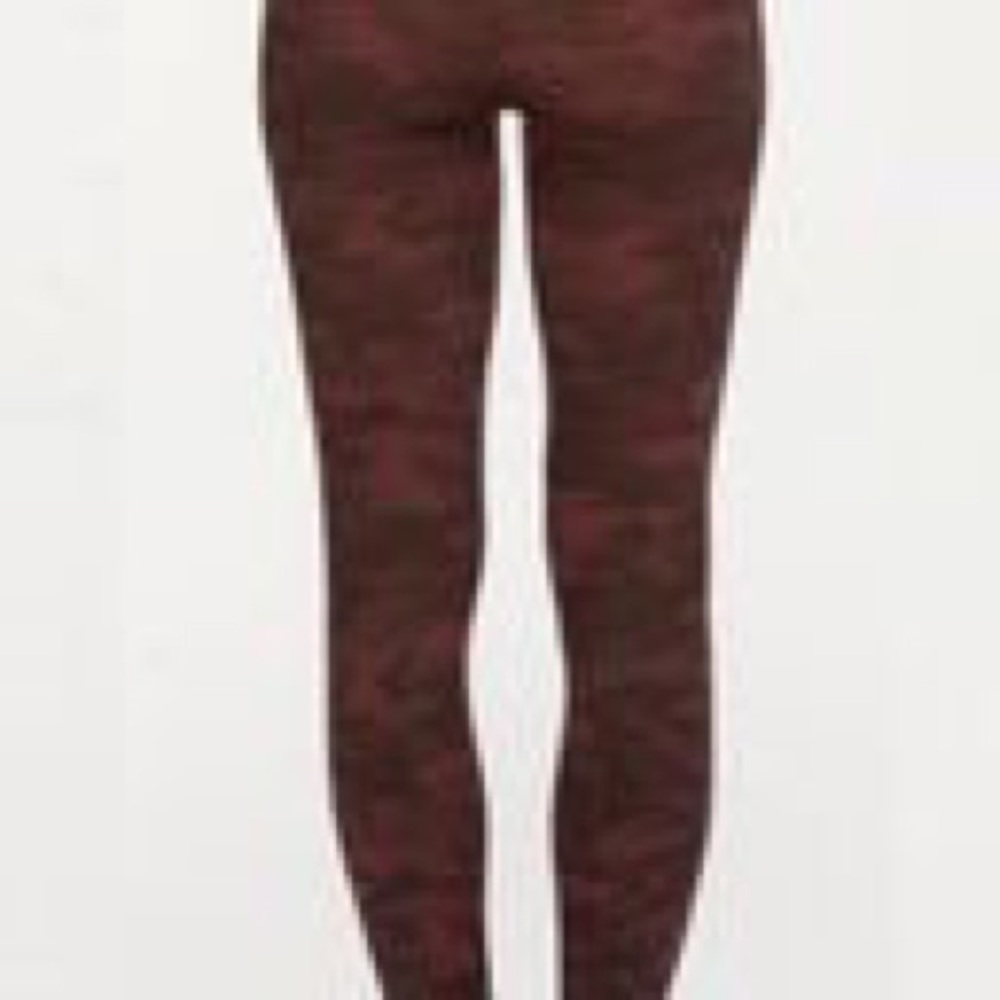 Spanx Look At Me Now Wine Camo Shaping Seamless Leggings Size M - Picture 3 of 9